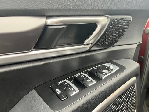 Used 2024 Kia Telluride S AWD/4WD image 17