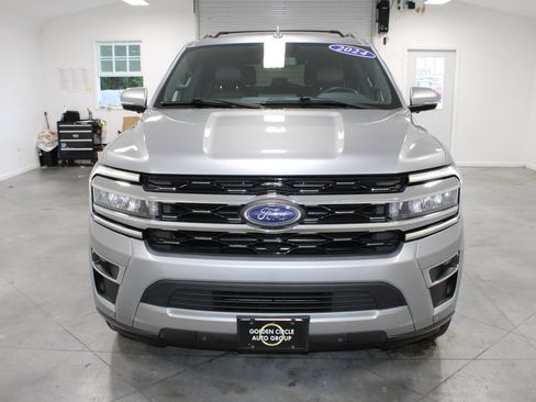 Used 2024 Ford Expedition Max Limited AWD/4WD image 3