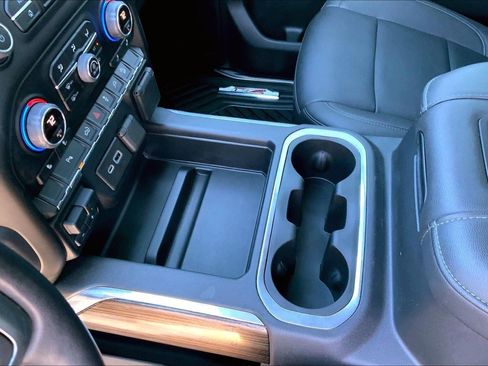 Used 2022 Chevrolet Silverado 1500 LT Trail Boss w/ LT Trail Boss Premium Package image 18