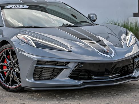 Used 2025 Chevrolet Corvette Stingray Preferred Cpe w/ Stealth Interior Trim Package RWD image 2