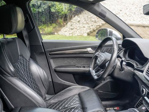 Used 2018 Audi SQ5 Prestige AWD/4WD image 58