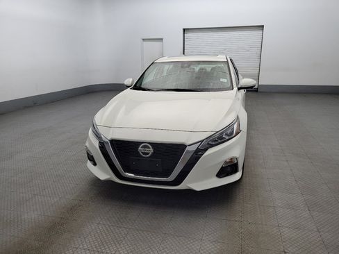 Used 2019 Nissan Altima 2.5 Platinum image 15
