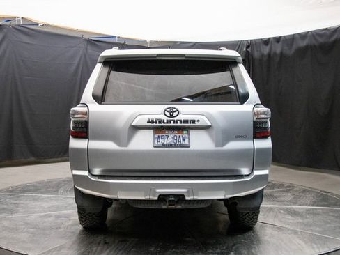 Used 2019 Toyota 4Runner SR5 image 11