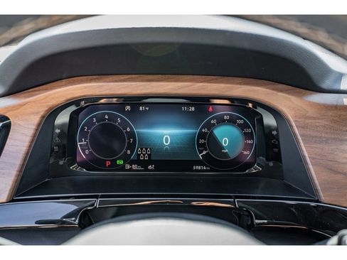 Used 2024 Volkswagen Atlas SE image 14