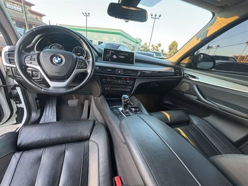 Used 2016 BMW X6 xDrive50i w/ Executive Package AWD/4WD image 17
