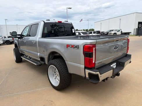 Used 2024 Ford F250 Lariat w/ FX4 Off-Road Package AWD/4WD image 9