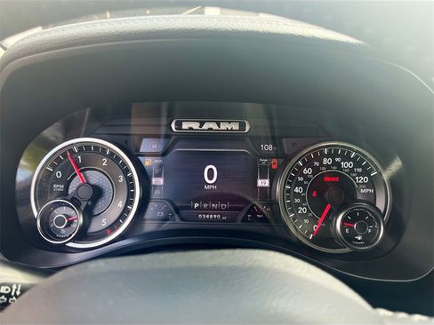 Used 2022 RAM 1500 Laramie image 12