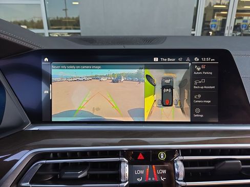 Used 2022 BMW X5 xDrive40i w/ Parking Assistance Package image 25