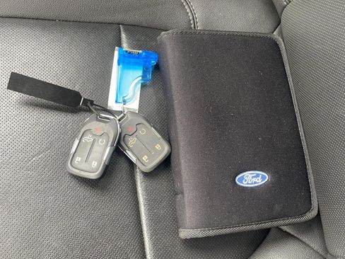 Used 2021 Chevrolet Silverado 1500 LTZ image 30