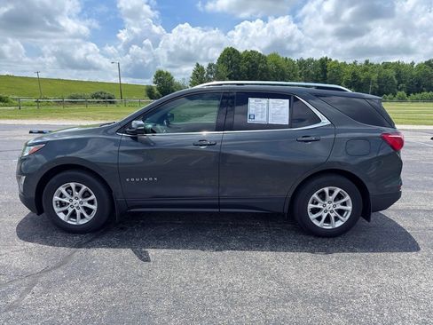 Used 2018 Chevrolet Equinox LT w/ Sun & Infotainment Package FWD image 17