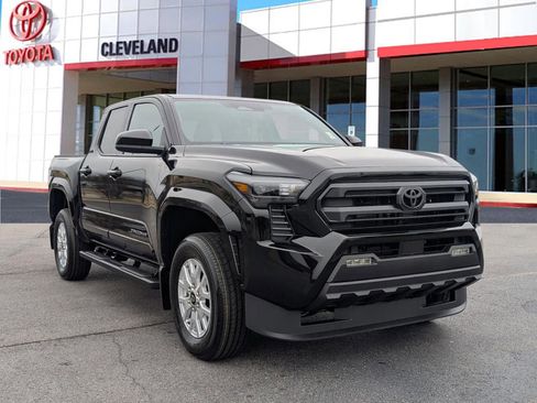 New 2026 Toyota Tacoma SR5 image 2