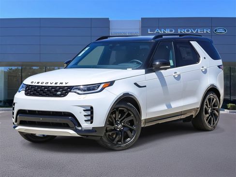 New 2025 Land Rover Discovery Dynamic SE image 1