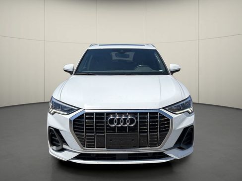 Used 2024 Audi Q3 2.0T Premium AWD/4WD image 2