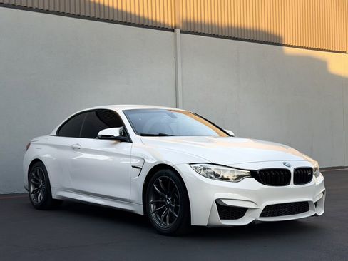 Used 2015 BMW M4 image 9