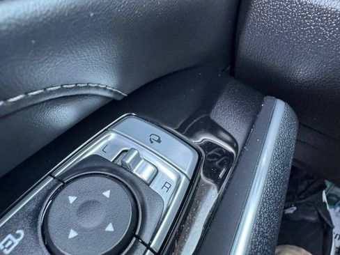 Used 2023 Kia Sorento SX FWD image 22