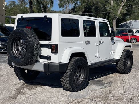 Used 2015 Jeep Wrangler Unlimited Sahara AWD/4WD image 21