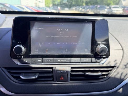 Used 2021 Nissan Altima 2.5 S FWD image 16
