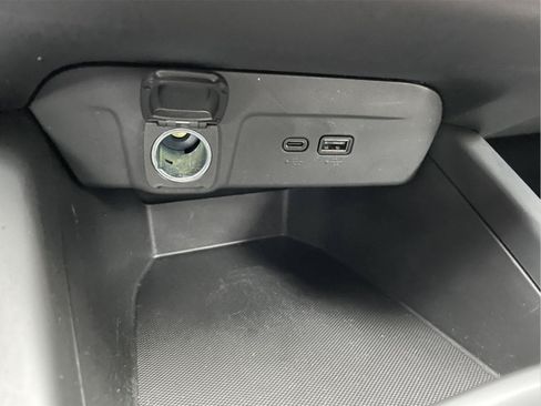 Used 2024 Chevrolet Trax RS w/ Driver Confidence Package FWD image 29
