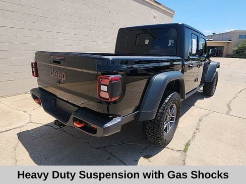 Used 2026 Jeep Gladiator Mojave AWD/4WD image 7