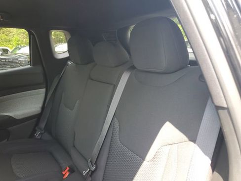 New 2025 Jeep Compass Sport image 13