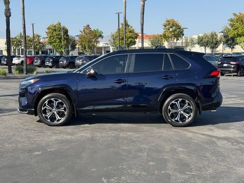 Used 2025 Toyota RAV4 XSE w/ Weather Package AWD/4WD image 9