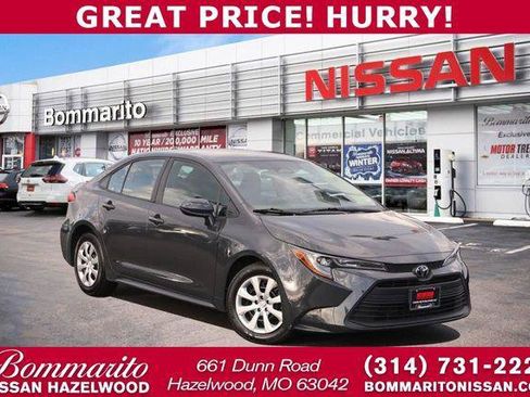 Used 2024 Toyota Corolla LE FWD image 1