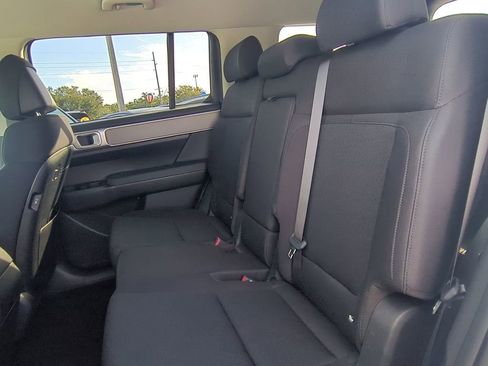 New 2026 Hyundai Santa Fe SE image 17