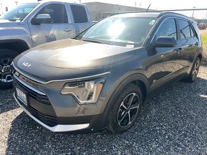 Used 2023 Kia Niro LX