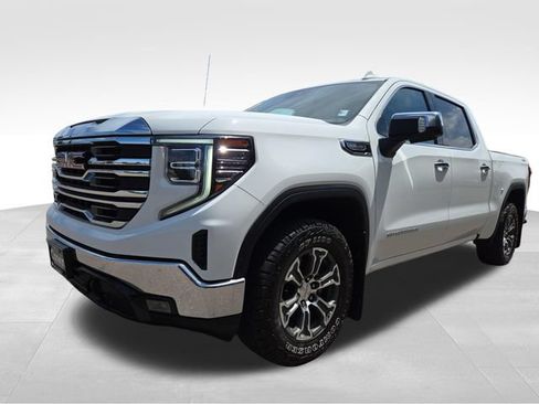 Used 2023 GMC Sierra 1500 SLT w/ SLT Convenience Package AWD/4WD image 5
