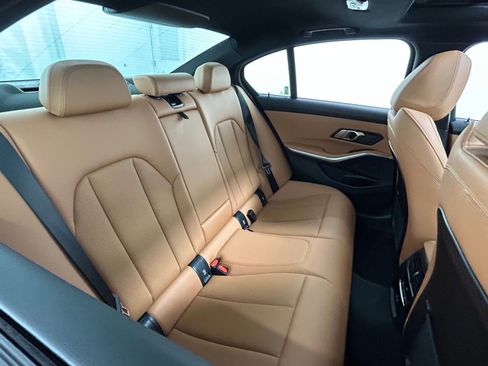Used 2023 BMW 330i xDrive Sedan w/ Premium Package AWD/4WD image 38