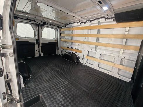 Used 2023 Ford Transit 250 Low Roof AWD w/ Exterior Upgrade Package image 26
