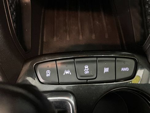 Used 2024 Chevrolet TrailBlazer LT w/ LT Cold Weather Package AWD/4WD image 27