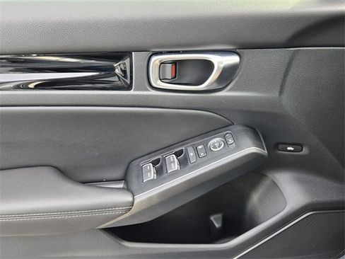 Used 2023 Honda Civic Touring image 30