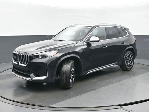 Used 2024 BMW X1 xDrive28i w/ Convenience Package image 7