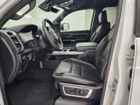 Used 2024 RAM 1500 Laramie image 8