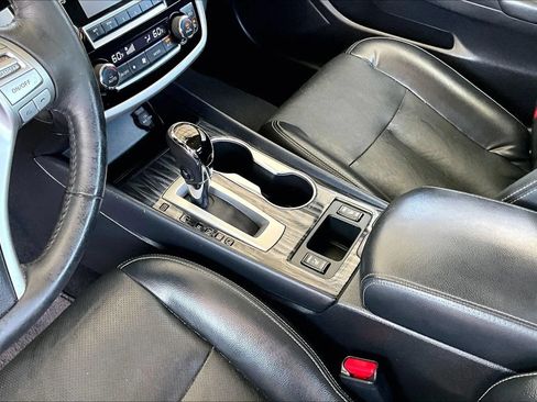 Used 2018 Nissan Altima 2.5 SL FWD image 15
