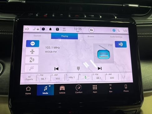 Used 2025 Jeep Grand Cherokee Limited w/ Luxury Tech Group II AWD/4WD image 26