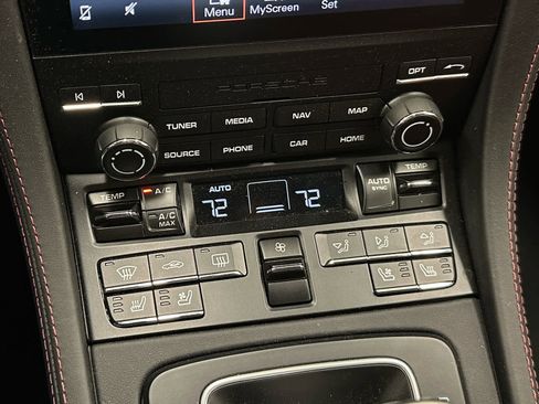 Used 2024 Porsche 718 Boxster S image 32