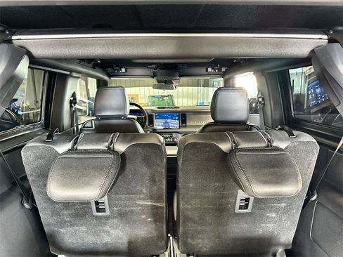 Used 2024 Ford Bronco Black Diamond image 26