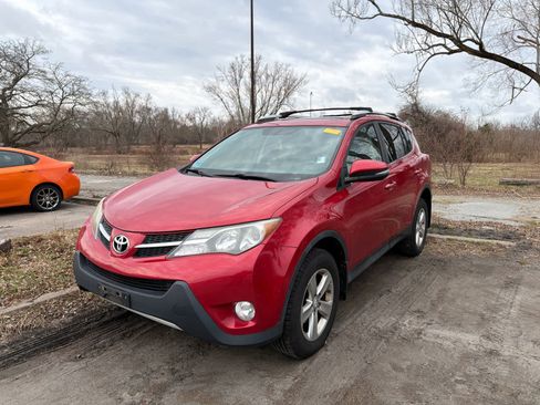 Used 2014 Toyota RAV4 XLE image 8