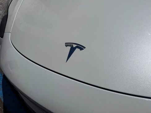 Used 2023 Tesla Model 3 Standard Range RWD image 5