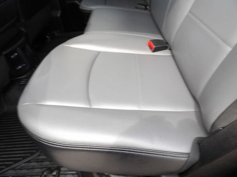 Used 2023 RAM 5500 Tradesman w/ Chrome Appearance Group AWD/4WD image 31