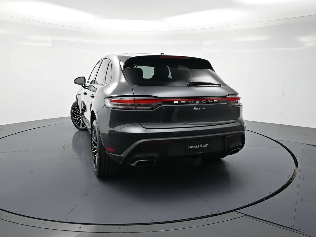 Certified 2026 Porsche Macan AWD/4WD image 27