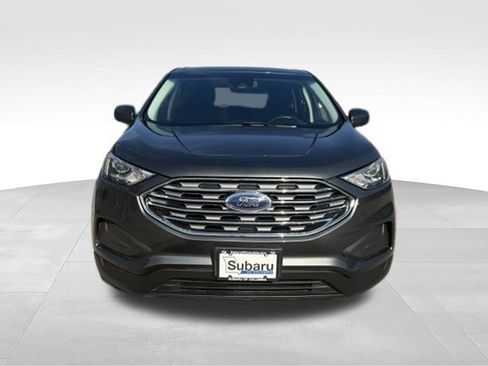 Used 2019 Ford Edge SE FWD image 2