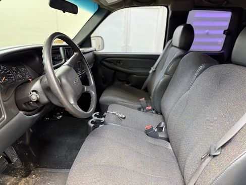 Used 2002 Chevrolet Silverado 1500 Base image 8