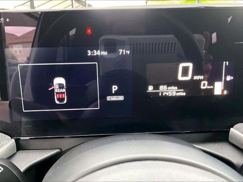 Certified 2025 Nissan Kicks SV AWD/4WD image 25
