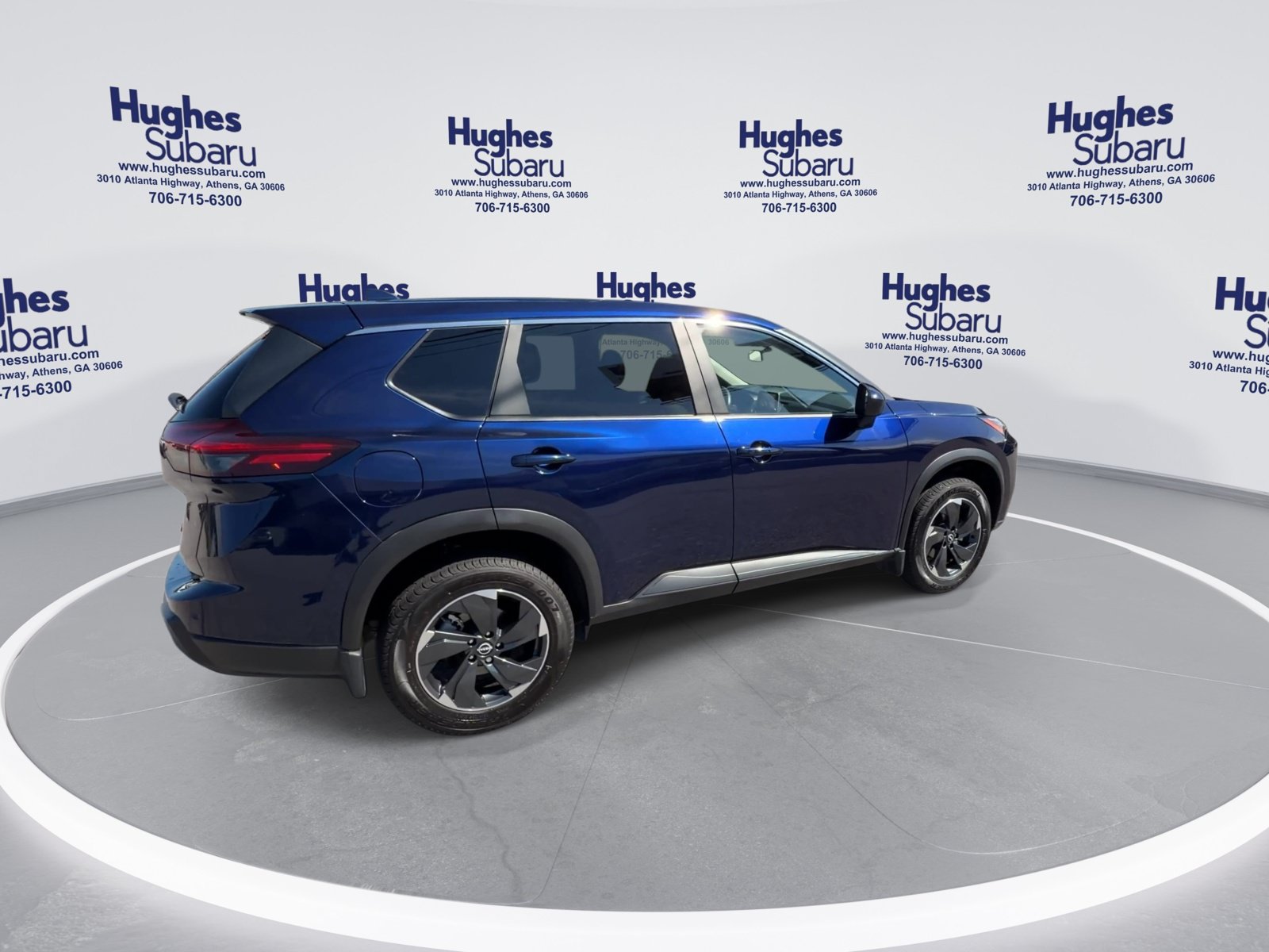 Used 2024 Nissan Rogue SV AWD/4WD image 11