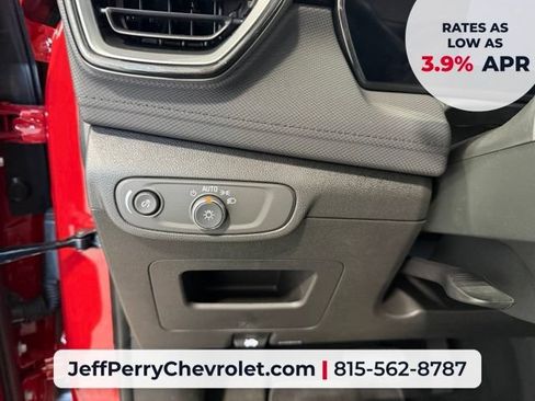 New 2026 Chevrolet TrailBlazer LT w/ LT Cold Weather Package FWD image 10