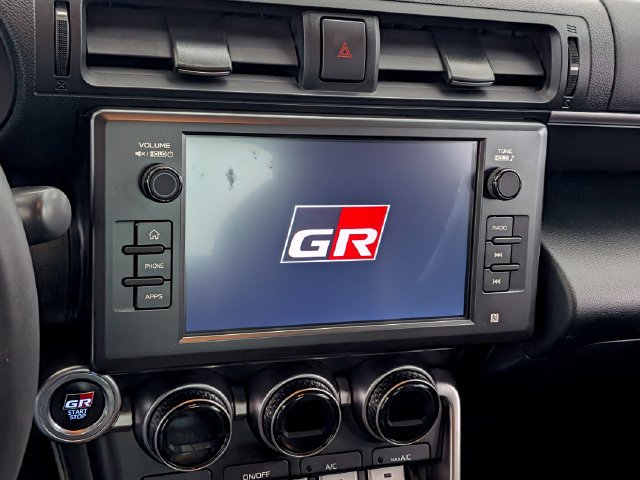 Used 2025 Toyota GR86 Premium w/ Performance Package RWD image 23