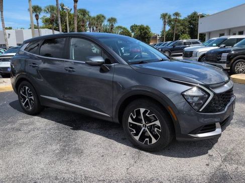 Used 2023 Kia Sportage EX FWD image 2
